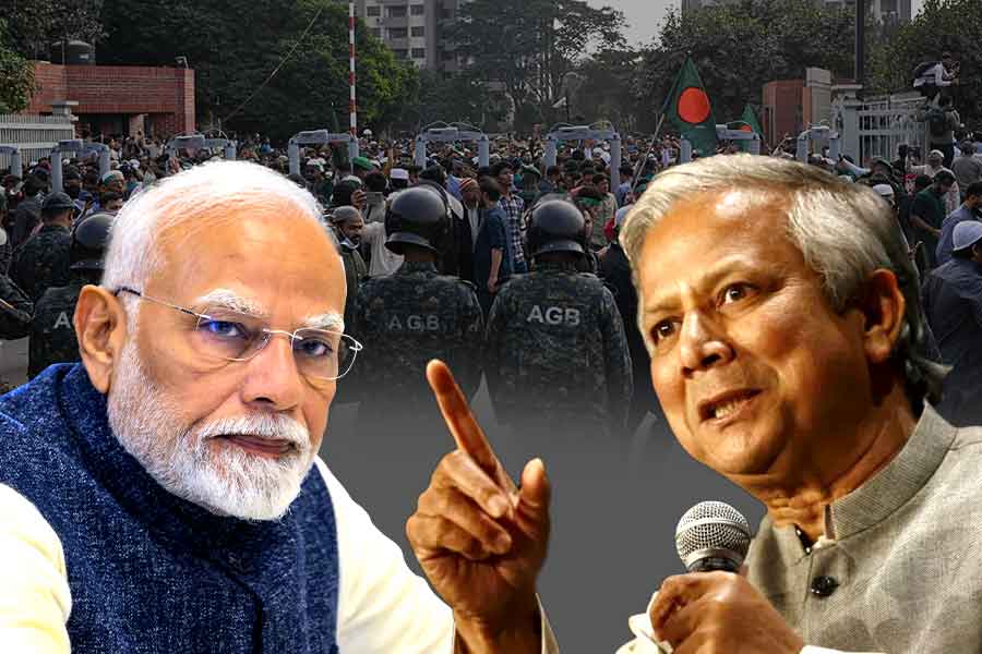১০ দিনে দ্বিতীয়বার ভারতীয় রাষ্ট্রদূতকে তলব ঢাকার, মৌলবাদীদের মন যোগানোই লক্ষ্য ইউনুসের!