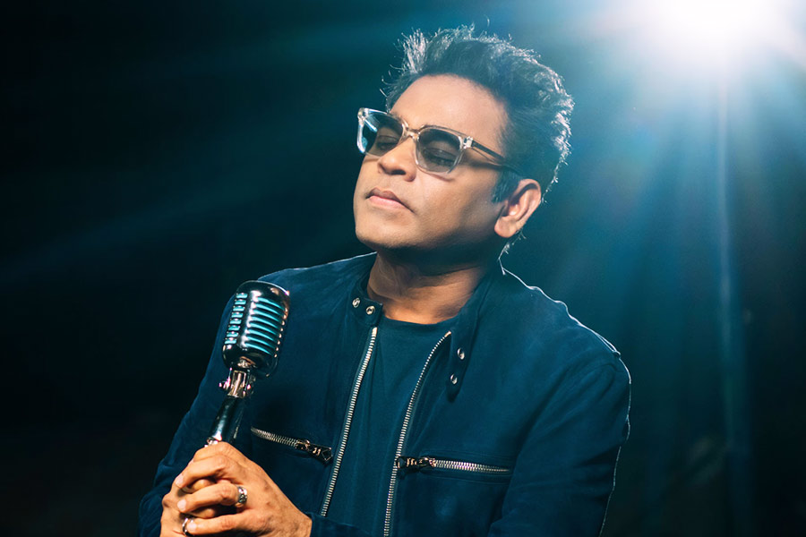 ১৩ বছর বাদে কলকাতায় রহমান, ‘নজরুল বিতর্ক’ সরিয়ে সুরের মায়াজালে বাঁধবেন শহরবাসীকে