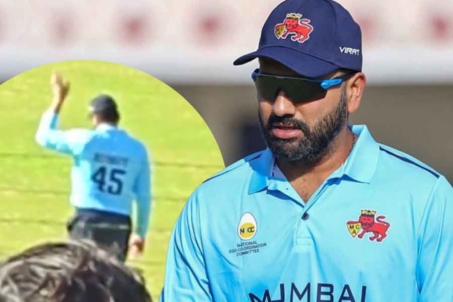 ‘বড়া পাও খাবেন নাকি?’, দর্শকদের চমকে দেওয়া উত্তর রোহিতের, ভিডিও ভাইরাল