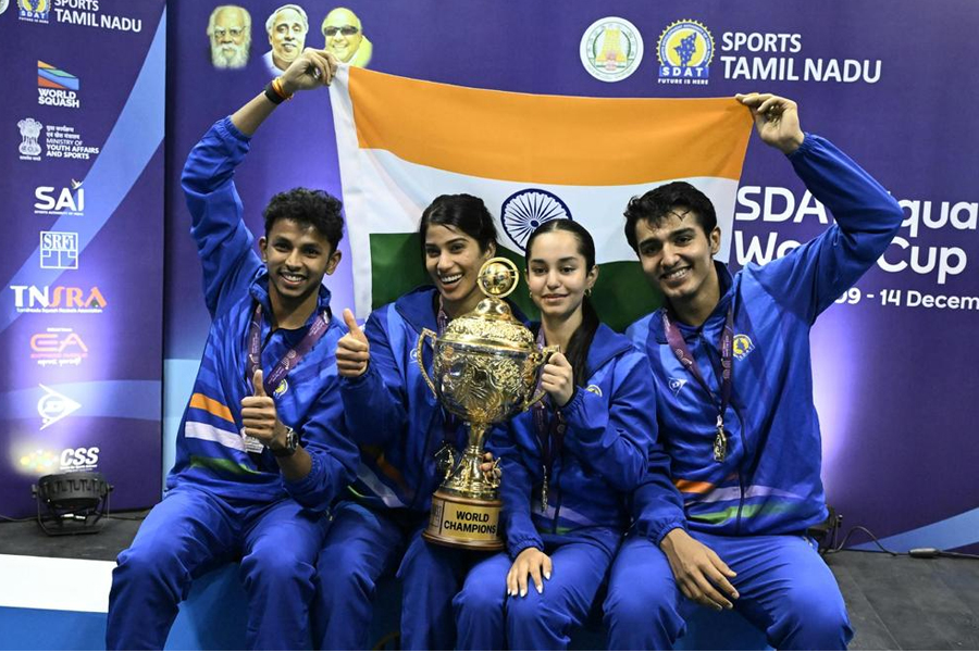 খেলার দুনিয়ায় সোনার দৌড় অব্যাহত, এবার স্কোয়াশেও বিশ্বজয়ী ভারতীয় দল