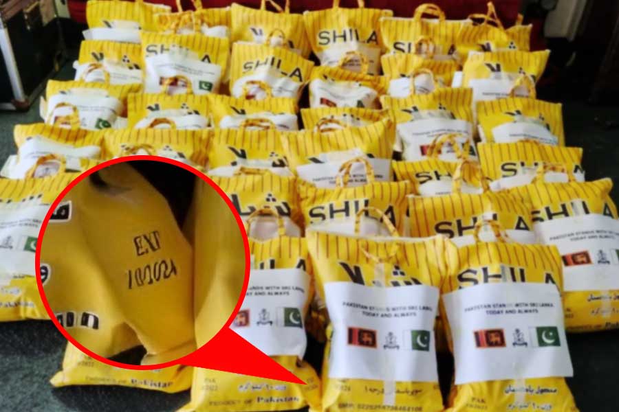 বিধ্বস্ত শ্রীলঙ্কায় ‘পচা’ ত্রাণ পাঠাচ্ছে পাকিস্তান! সমালোচনা এড়াতে ভারতকে দুষছে ইসলামাবাদ