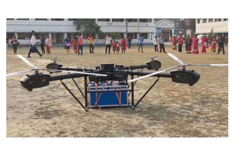 Successful cargo drone fish transport demo in Sundarbans
