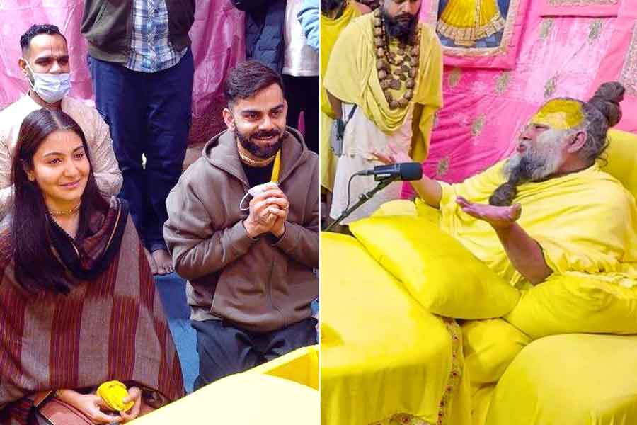 মেসি দর্শন নয়, ভারতে পা রেখেই প্রেমানন্দ মহারাজের আশ্রমে বিরুষ্কা, ভাইরাল ভিডিও