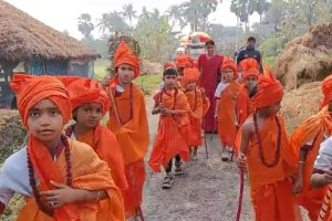 মন্মথপুরে স্বামী প্রণবানন্দজী মহারাজের ১৩১তম আবির্ভাব দিবস, ছাত্রছাত্রীদের বর্ণাঢ্য শোভাযাত্রা