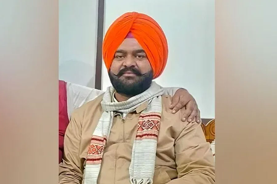 পাঞ্জাবে ভরা বিয়েবাড়িতে খুন আপ নেতা, মাথায় গুলি করে পালাল দুষ্কৃতী! প্রকাশ্যে হাড়হিম ভিডিও