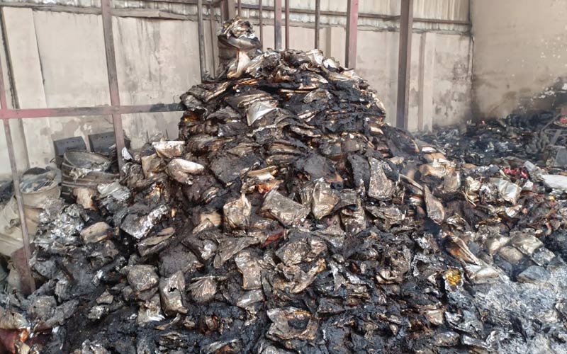 How is the huge amount of fuel stored in Momo's factory in Anandapur