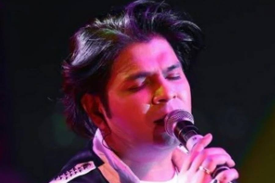 অঙ্কিত তিওয়ারির অনুষ্ঠানে ধুন্ধুমার! পানিহাটি উৎসবে ধাক্কাধাক্কির মাঝে গণধোলাইয়ে মৃত্যু যুবকের