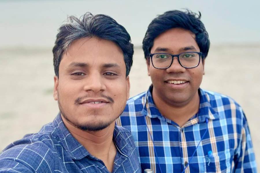 কোন্দল সামনে আসায় অস্বস্তিতে ফ্রন্ট! অনিকেতের সিদ্ধান্তে ‘অপমানিত’ আসফাকুল্লা