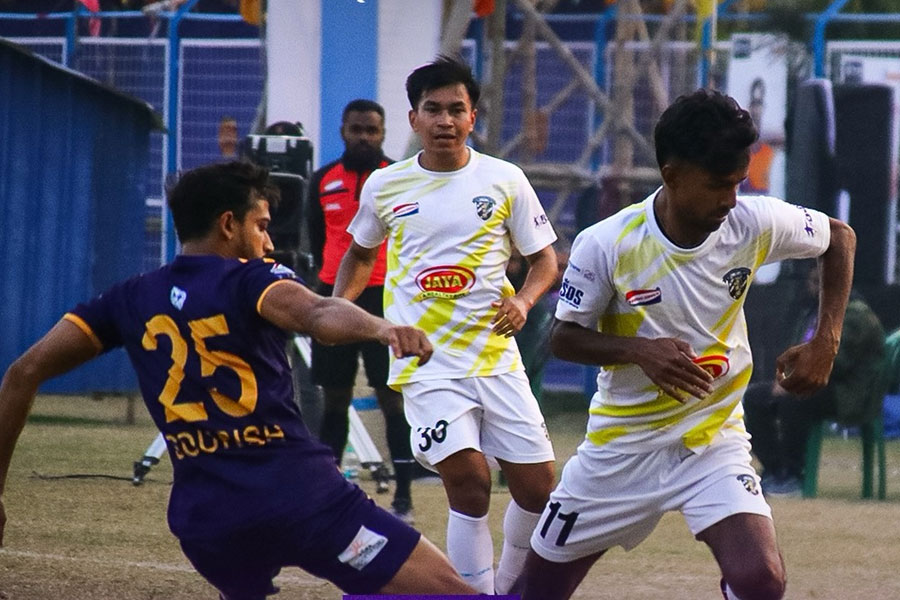 কোপাকে হারিয়ে লিগ শীর্ষেই ব্যারেটোর হাওড়া-হুগলি, বিএসএলে ড্র করে চাপে মেহতাবের সুন্দরবন