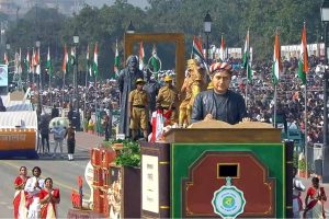 বাংলার ‘বঙ্কিম’ ট্যাবলো, স্বাধীনতার জন্য কত রক্ত দিয়েছে বাঙালি, কর্তব্য পথে কুচকাওয়াজে দেখল দেশ