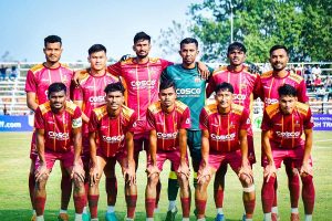 শাহী সভায় রুদ্ধ পথ! দু’ঘণ্টার রাস্তা পেরতে রাত কাবার, অসমে বিড়ম্বনায় বাংলার ফুটবল দল
