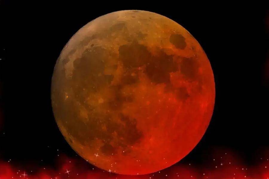 মহাকাশে বিরল চতুষ্টয়, ২০২৬ সালে ৪টি গ্রহণ, ভারতবাসীর নজরে কি কেবল ‘ব্লাড মুন’?
