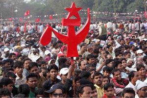 শূন্যের গেরো কাটাতে মরিয়া আলিমুদ্দিন, মানুষের কথা শুনতে ‘শ্রোতা’ নেতারা
