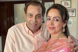 ‘দেরি’তে ধর্মেন্দ্রকে পদ্মসম্মান, ‘স্বামী গরবিনি’ হেমার গলায় আক্ষেপের সুর