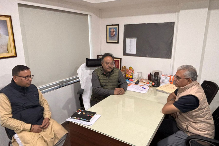 নজরে নবান্ন: শাহী বৈঠকের পরই স্বমেজাজে দিলীপ, দুর্গাপুরে শমীকের সঙ্গে করবেন সভা