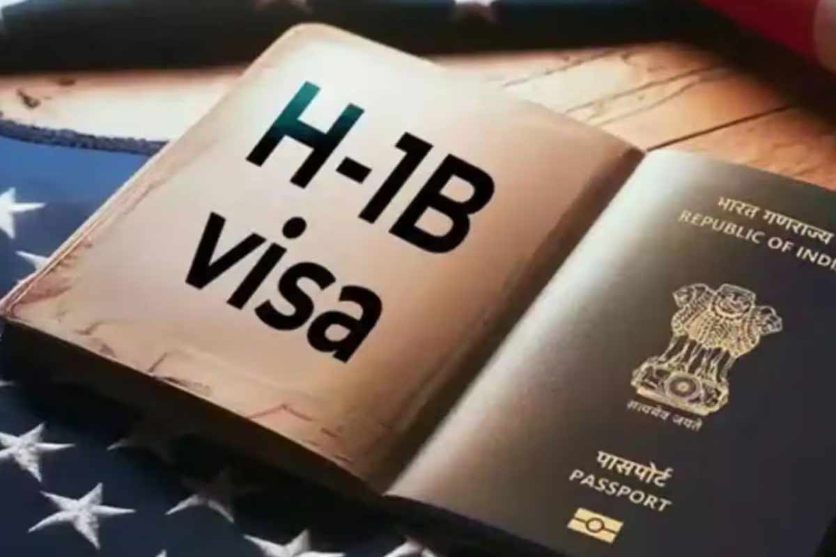 পিছল H-1B ভিসার ইন্টারভিউ, ট্রাম্পের সিদ্ধান্তে চাকরি হারানোর আশঙ্কায় ভারতীয়রা