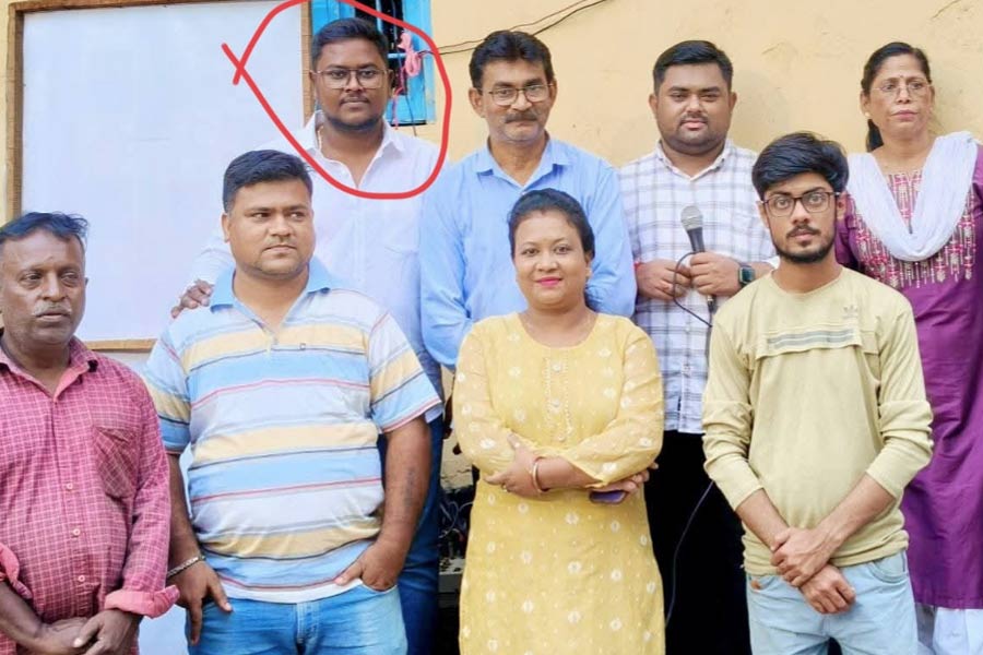 বন্ধ কারখানায় নাবালিকাকে যৌন নির্যাতন! একদিনের মধ্যেই গ্রেপ্তার তৃণমূল ঘনিষ্ঠ নেতা