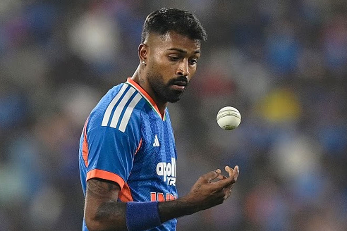 ভরা মাঠেই কার্তিককে শাসালেন হার্দিক! কেন প্রাক্তন ক্রিকেটারের উপর রেগে আগুন? দেখুন ভিডিও