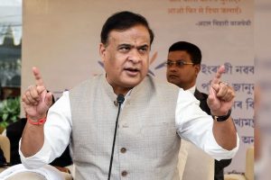 ‘গোমাংস খান’, ভোটের আগে উলটো সুর হিমন্তর, ‘ভাজপা হঠাও, গোমাতা বাঁচাও’, তোপ বিরোধীদের
