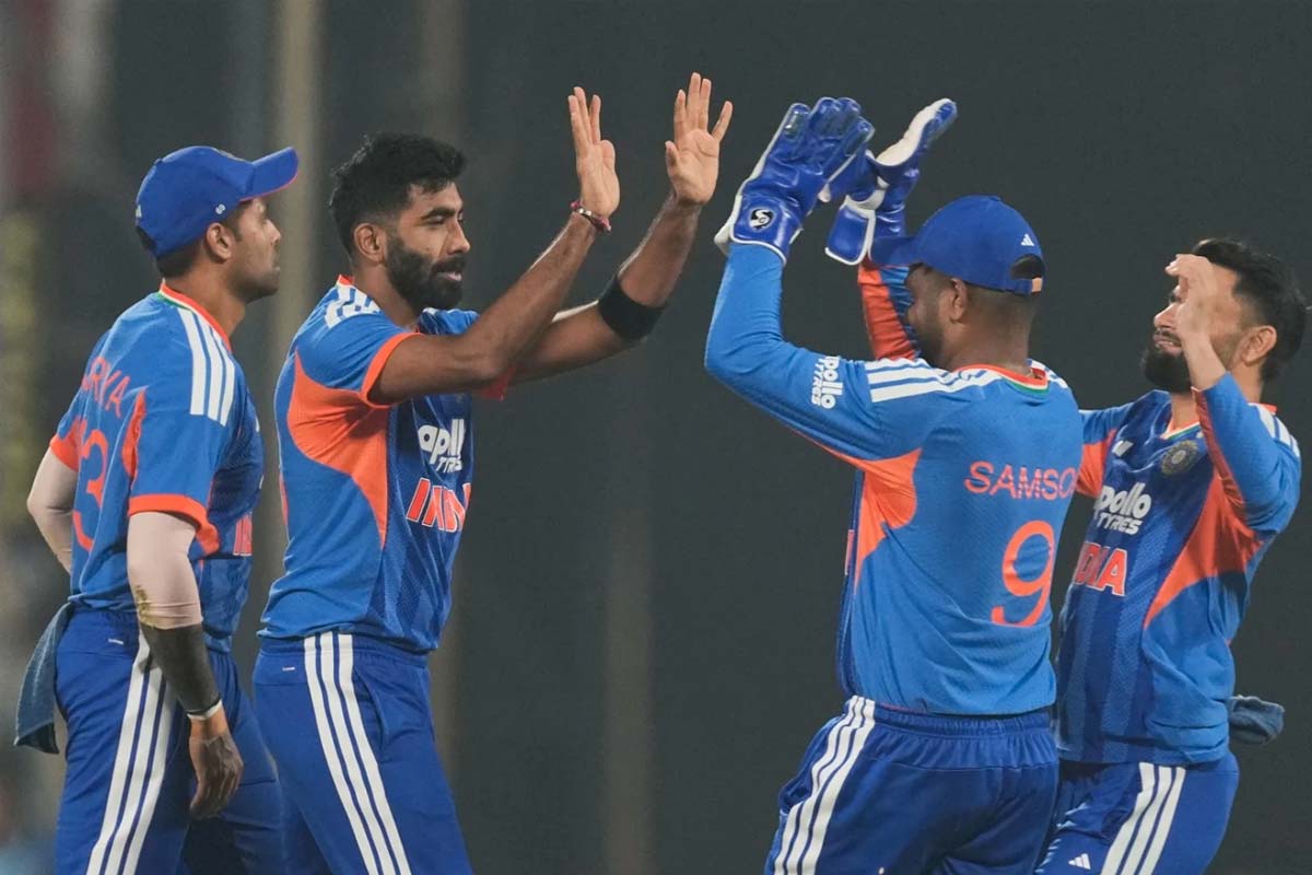দলে ফিরেই সুপারহিট বুমরাহ-বিষ্ণোই, গুয়াহাটিতে কিউয়িদের অল্প রানে বেঁধে দিল ভারত