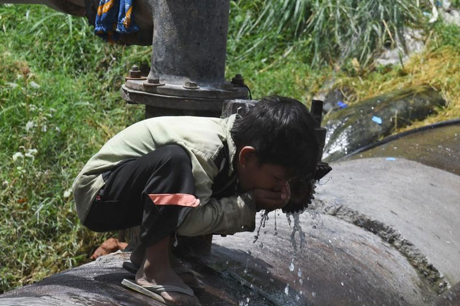 স্মার্ট সিটি’ ইন্দোরের ঘটনা, এ তো জল নয়, বিষ!
