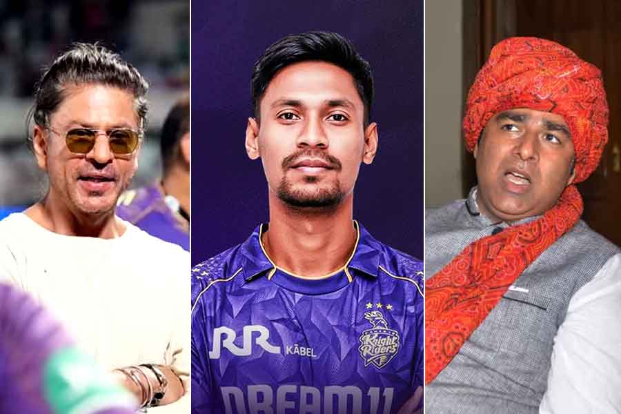 কেকেআরে বাংলাদেশি ক্রিকেটার, ‘বেইমান’ শাহরুখকে ‘খুনের হুমকি’ বিজেপি নেতার