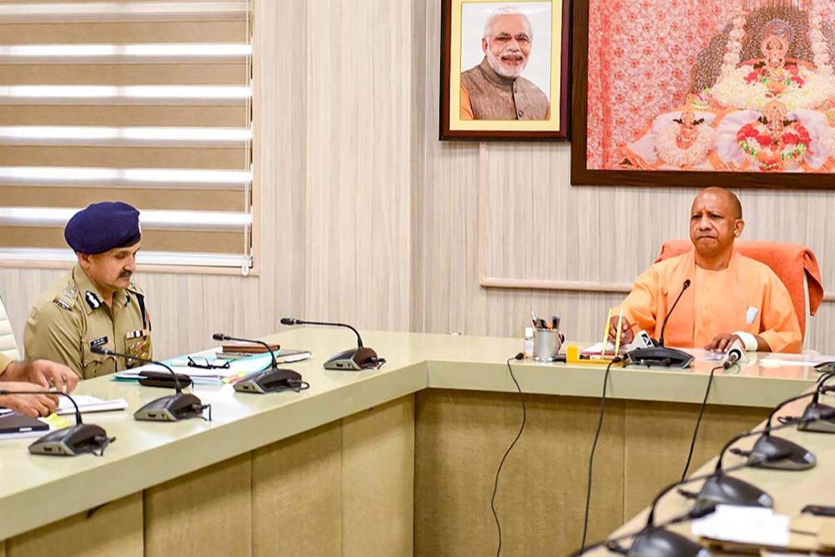 থানায় দৌড়তে হবে না, যোগীরাজ্যে পকেটেই ‘ডিজিটাল থানা’, মুশকিল আসানে নয়া অ্যাপ