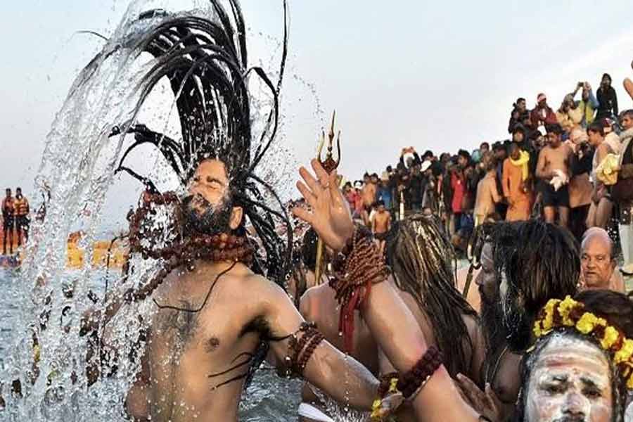 মকর সংক্রান্তিতে কখন গঙ্গাস্নান করলে পুণ্যলাভ হবে? জেনে নিন শুভক্ষণ