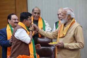 কেরলে আত্মবিশ্বাসী হলেও বাংলা জয়ে ভিন্ন সুর, কী বার্তা ‘সাবধানী’ মোদির?