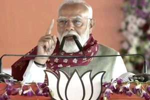 সন্দেশখালি থেকে শিক্ষক নিয়োগ দুর্নীতি, তৃণমূলকে বিঁধে ‘উন্নয়নের ফর্মুলা’ বাতলালেন মোদি