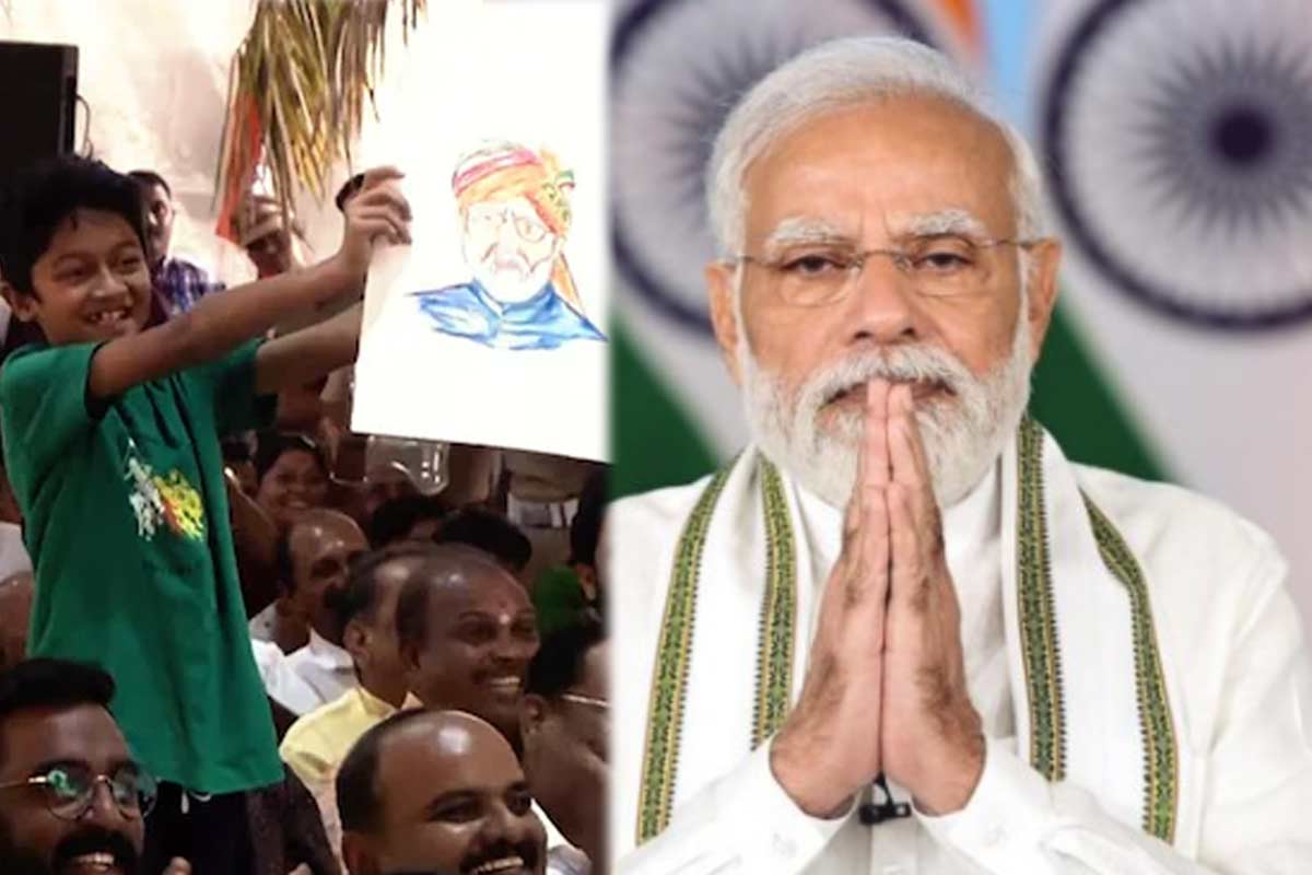 নিজেই মোদির ছবি এঁকে দীর্ঘক্ষণ দাঁড়িয়ে বালক, আপ্লুত প্রধানমন্ত্রী বললেন…