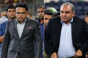 ‘ভাই’ বাংলাদেশের পাশে দাঁড়ালে কঠিন শাস্তি! নকভির পাক বোর্ডকে একঘরে করার ‘হুঁশিয়ারি’ আইসিসির