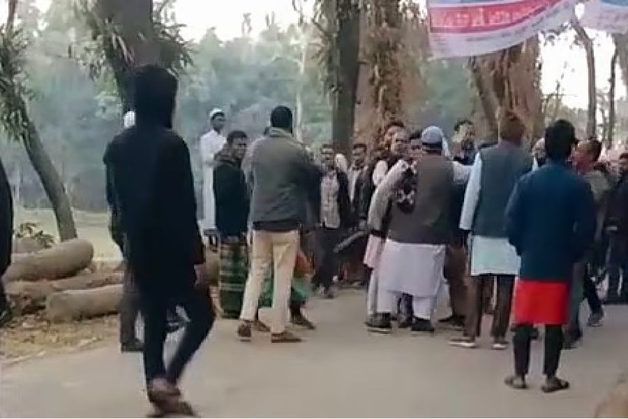 ভোট দিলে মিলবে ‘জন্নত’! প্রচার জামাতের, আপত্তি তোলায় বিএনপির সঙ্গে সংঘর্ষ, আহত ৩০