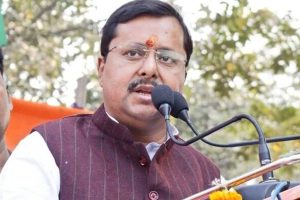 নজরে নবান্ন: ‘দুর্বল’ কলকাতা নয়, ‘সম্ভাবনাময়’ বর্ধমান থেকে বাংলার টেস্ট শুরু বিজেপির নবীন সভাপতির