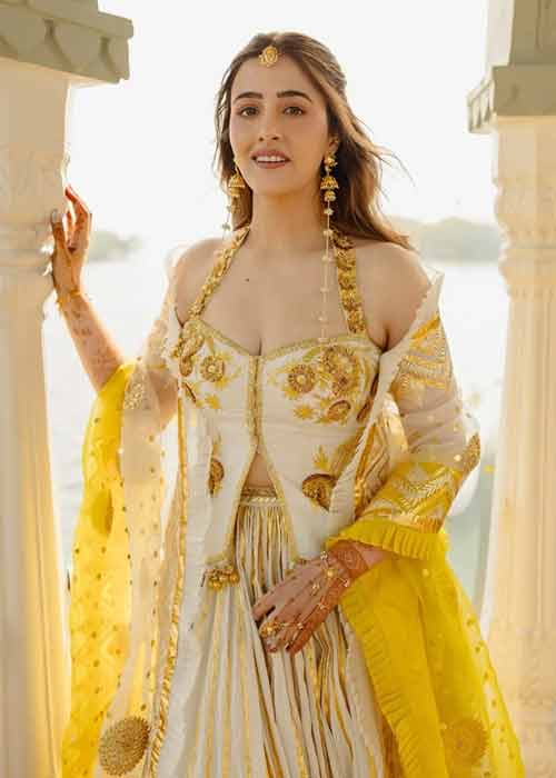 Nupur Top