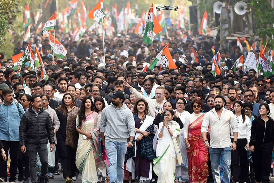 মিছিল চিরায়ত, মিছিল মানে প্রতিবাদ, গর্জন