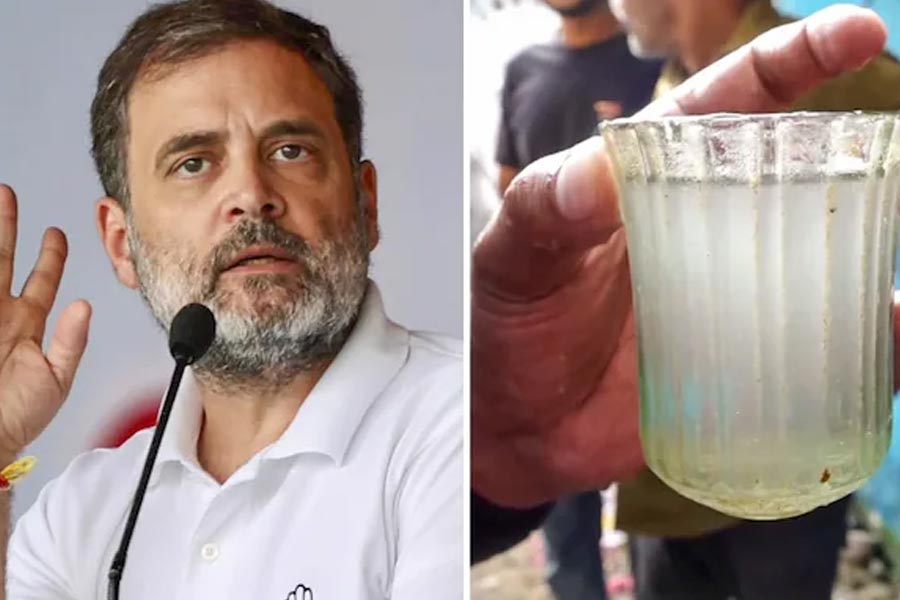 ‘গরিব মরলে মোদিজি সবসময়ই নীরব…’ মধ্যপ্রদেশে নলবাহিত জলে মৃত্যুমিছিল নিয়ে তোপ রাহুলের