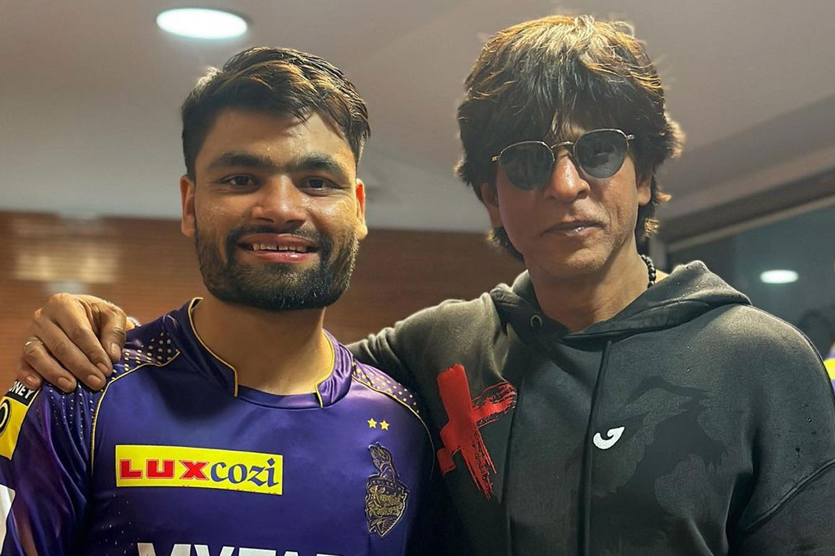 ‘শাহরুখের মতো জেহাদি মানসিকতা’, হিন্দু দেবতাদের ‘অপমানে’ রিঙ্কুর বিরুদ্ধে FIR কর্নি সেনার