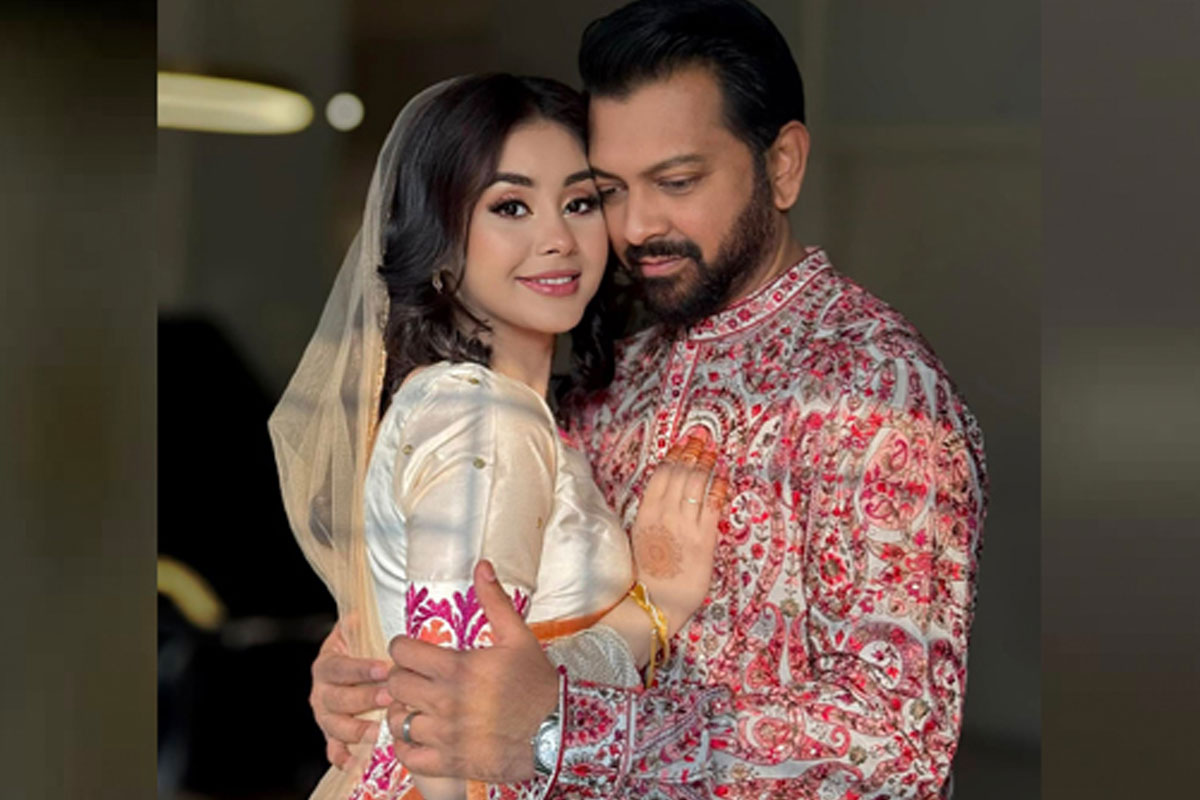 কেন বিয়ের একবছর পেরনোর আগেই তাহসান-রোজার সম্পর্কে ফাটল? মুখ খুললেন তারকা ঘনিষ্ঠরা