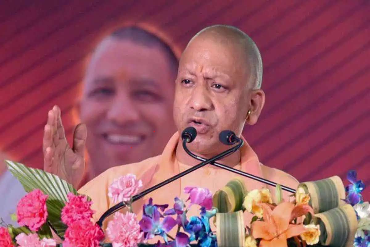 কাজ খুঁজতে আর ভিনরাজ্যে নয়, যোগীরাজ্যে এখন ‘ঘরের ছেলে ঘরে ফেরা’র ধুম