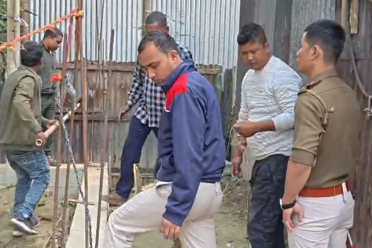 Husband surrenders after killing wife in Dhupguri