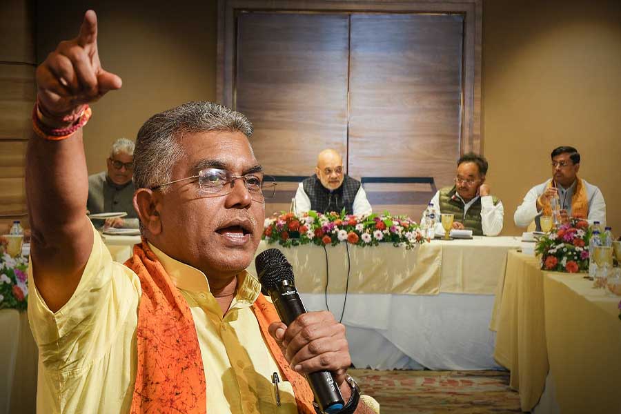 ‘হয়তো লাভ হবে ভেবেই…’, শাহী টনিকে চাঙ্গা দিলীপ! আজই শমীকের সঙ্গে বৈঠক