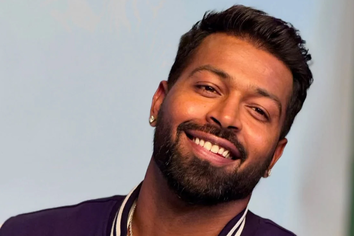 মাহিকার সঙ্গে প্রেমের মধ্যেই মহিলা ক্রিকেটারকে ভিডিও বার্তা, কী বললেন হার্দিক?