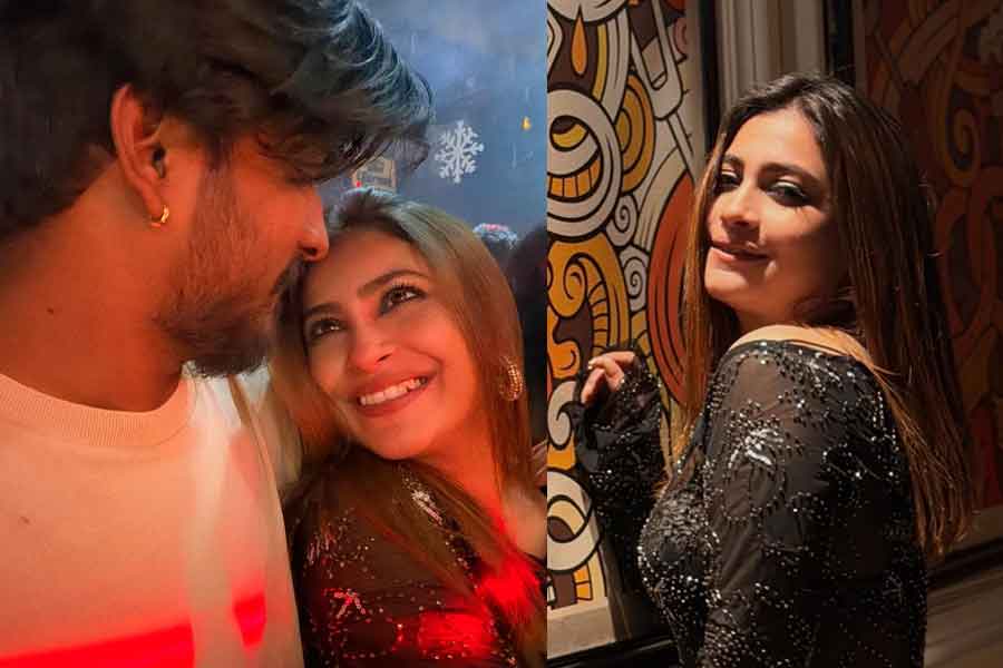 বছরের পয়লা দিনেই প্রেমিকের সঙ্গে পরিচয় করালেন জেসমিন, কার প্রেমে মজে অভিনেত্রী?
