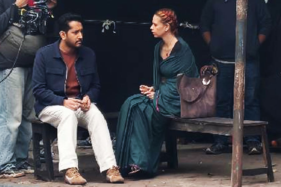 Kalki Koechlin-Parambrata Chattopadhyay