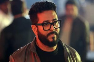 ‘হোক কলরব’ মুক্তি পেতেই রাজকে আইনি নোটিস যাদবপুর বিশ্ববিদ্যালয়ের প্রাক্তনীর