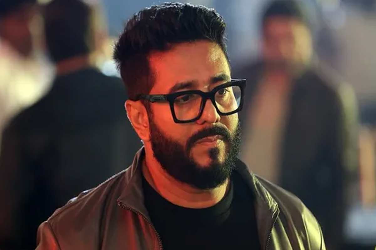 ‘হোক কলরব’ মুক্তি পেতেই রাজকে আইনি নোটিস যাদবপুর বিশ্ববিদ্যালয়ের প্রাক্তনীর