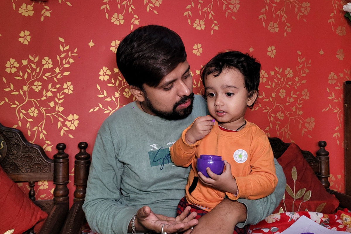 3 year old Surya from Siliguri was mesmerized by his singing