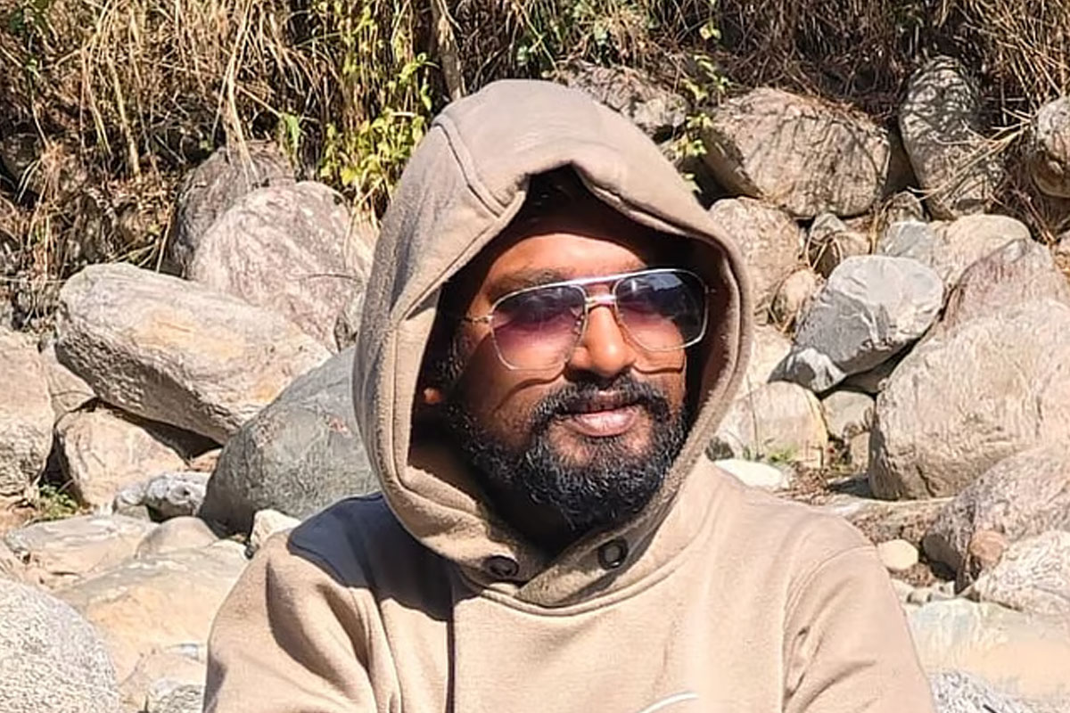 ভাতের থালা হাতে লঞ্চের সিঁড়ি দিয়ে নামছিলেন, আচমকা কী হল? সুন্দরবনে মর্মান্তিক পরিণতি গড়িয়ার যুবকের