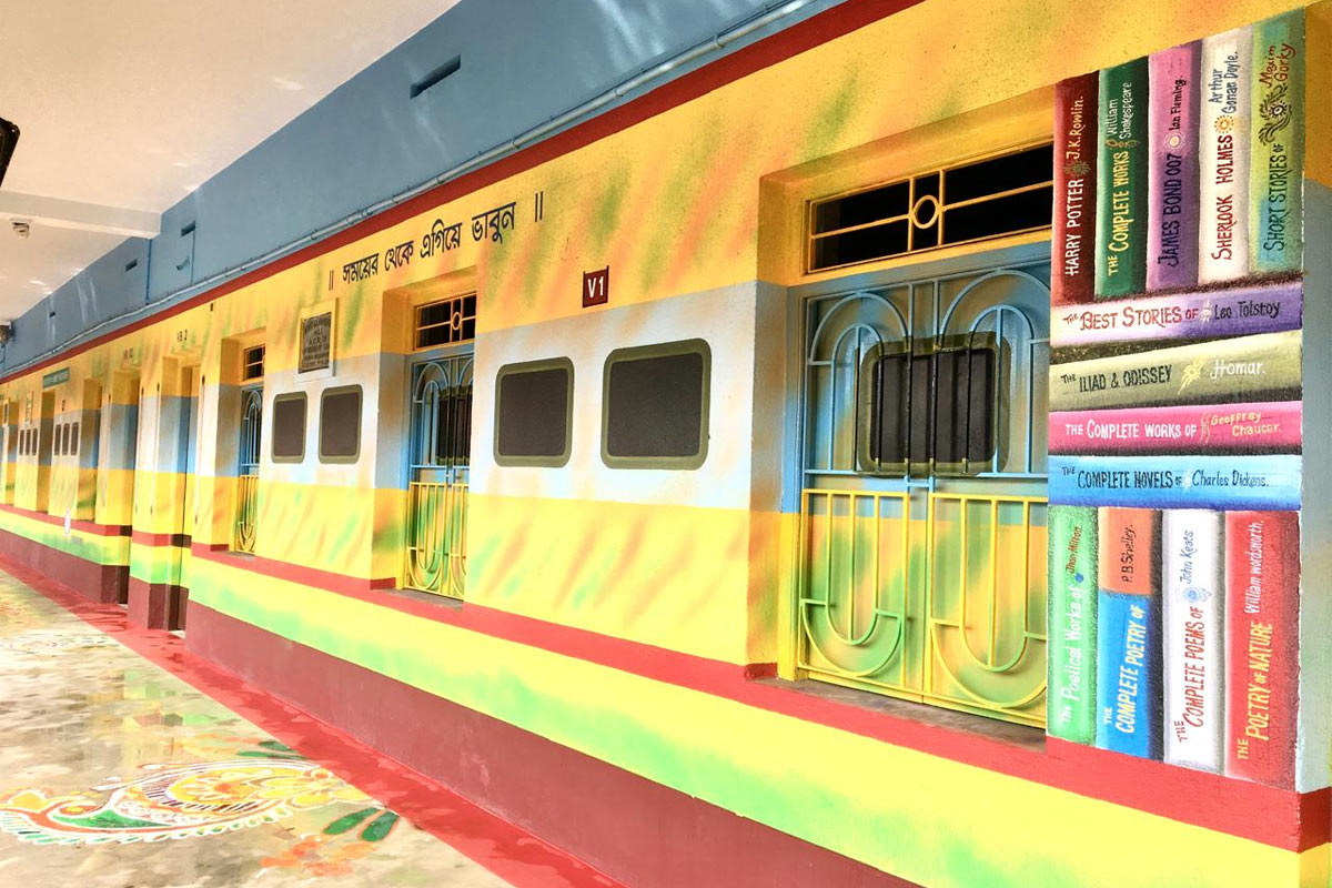 সোশাল মিডিয়ার যুগে পড়ুয়াদের জন্য অভিনব উদ্যোগ, স্কুলের ভিতরই ছুটছে ‘বিবেক এক্সপ্রেস’